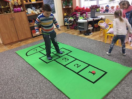 Grafika #35: Ferie zimowe 2017