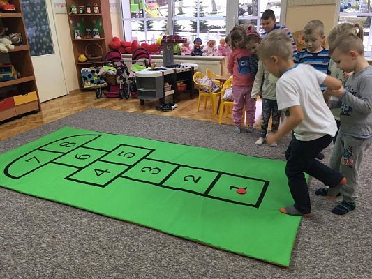 Grafika #36: Ferie zimowe 2017