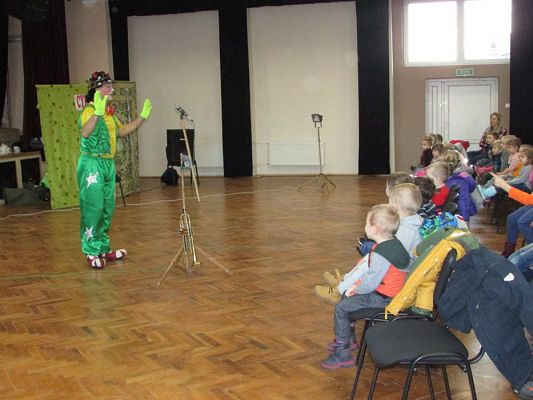 Grafika #14: 11.01.2017 Występy artystów cyrkowych