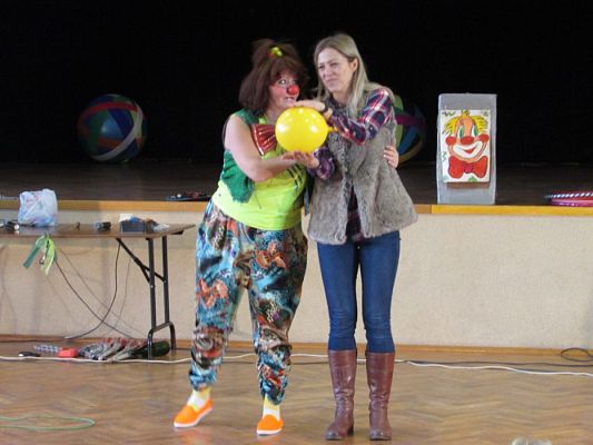 Grafika #42: 11.01.2017 Występy artystów cyrkowych