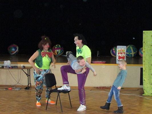 Grafika #74: 11.01.2017 Występy artystów cyrkowych