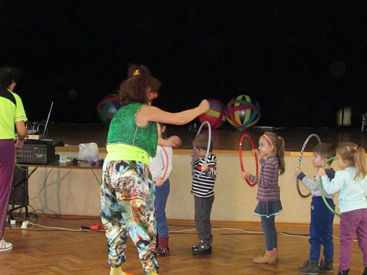 Grafika #77: 11.01.2017 Występy artystów cyrkowych