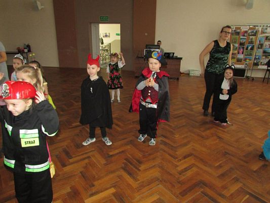 Grafika #51: 05.01.2017 Zabawa choinkowa cz.I