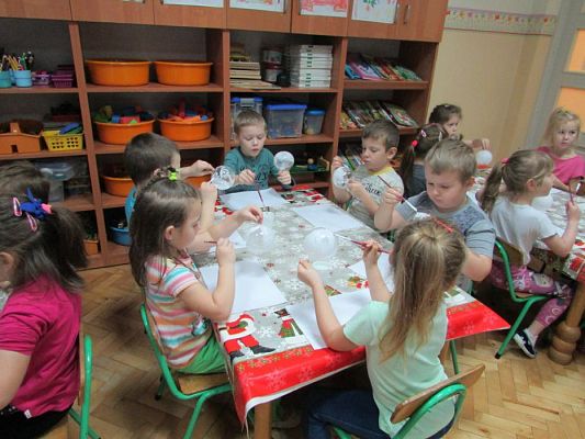 Grafika #16: 09.12.2016 Warsztaty bombkowe w gr. II i III