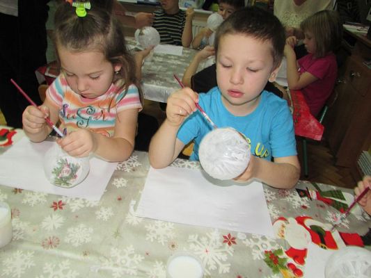 Grafika #27: 09.12.2016 Warsztaty bombkowe w gr. II i III