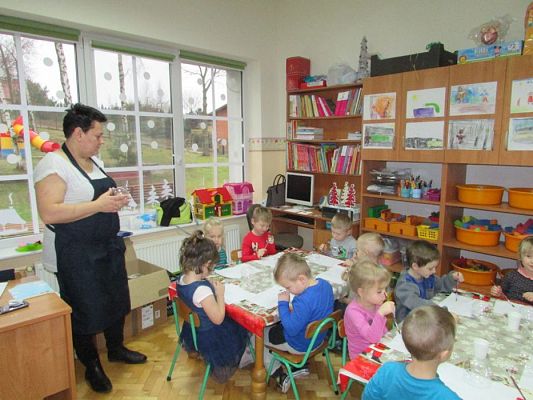 Grafika #46: 09.12.2016 Warsztaty bombkowe w gr. II i III