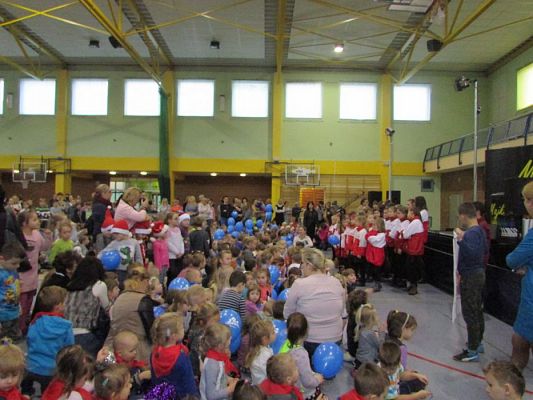 Grafika #6: 01.12.2016 Koncert Majki Jeżowskiej w Łebie