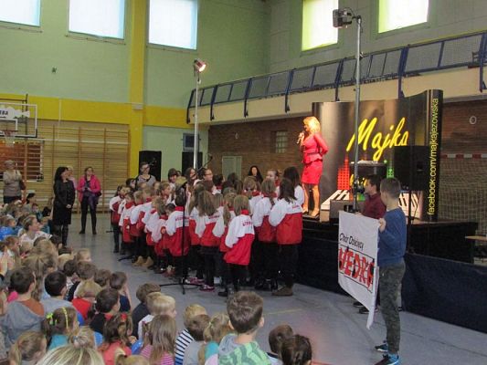 Grafika #8: 01.12.2016 Koncert Majki Jeżowskiej w Łebie