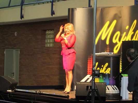 Grafika #12: 01.12.2016 Koncert Majki Jeżowskiej w Łebie