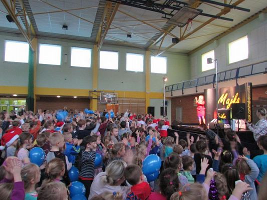 Grafika #13: 01.12.2016 Koncert Majki Jeżowskiej w Łebie