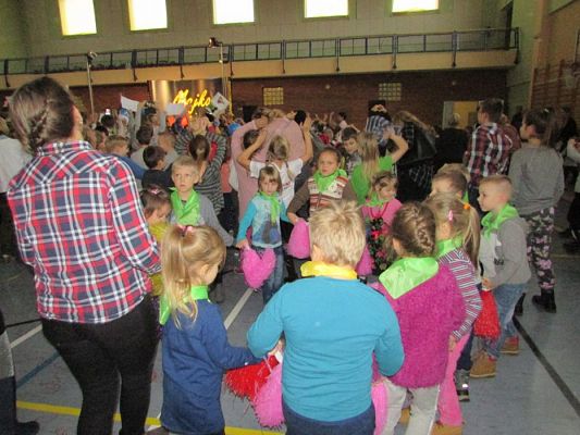 Grafika #24: 01.12.2016 Koncert Majki Jeżowskiej w Łebie