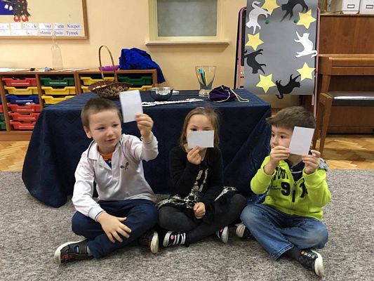 Grafika #1: 30.11.2016 Andrzejki gr. III