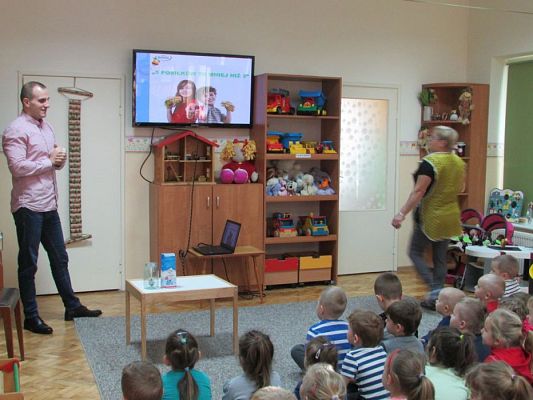 Grafika #1: 28.11.2016 "W zdrowym ciele zdrowy duch" - spotkanie z dietetykiem