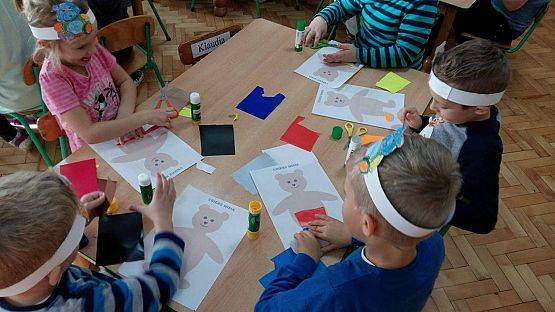 Grafika #1: 25.11.2016 Międzynarodowy Dzień Pluszowego Misia