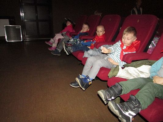 Grafika #5: 23.11.2016 Przedstawienie pt. "Księga Dżungli"