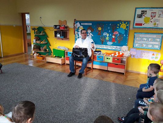 Grafika #4: 18.11.2016 Wizyta pana doktora