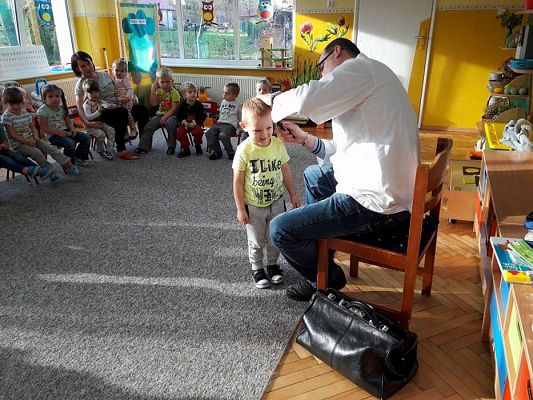 Grafika #5: 18.11.2016 Wizyta pana doktora