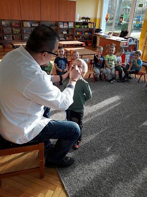 Grafika #25: 18.11.2016 Wizyta pana doktora