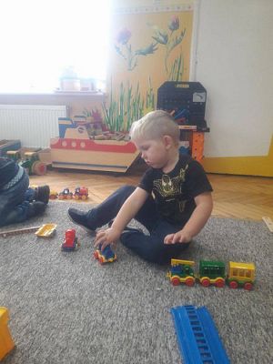 Grafika #8: 17.11.2016 Zabawy w grupie Maluszków