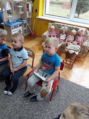 Grafika #12: 17.11.2016 Zabawy w grupie Maluszków