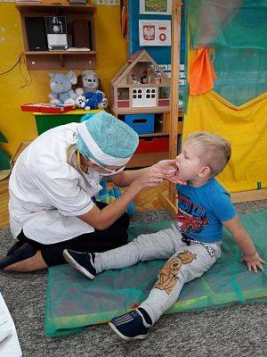 Grafika #18: 17.11.2016 Zabawy w grupie Maluszków