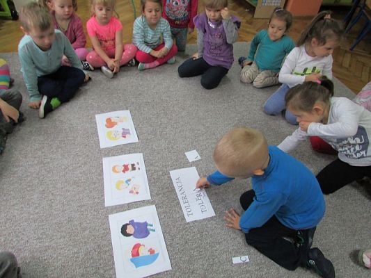 Grafika #17: 16.11.2016 Dzień Tolerancji