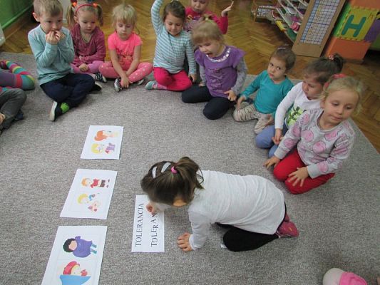 Grafika #18: 16.11.2016 Dzień Tolerancji