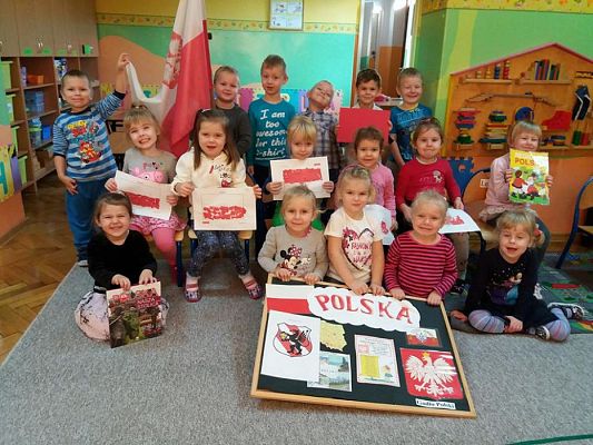 Grafika #2: 10.11.2016 Obchody Święta Niepodległości