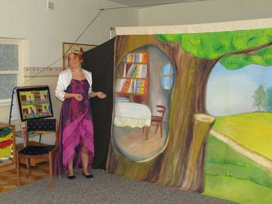 Grafika #11: 10.11.2016 Przedstawienie pt. "Sówka mądra główka"