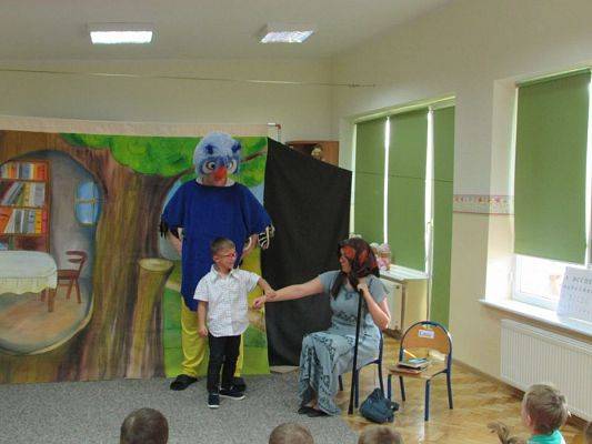 Grafika #26: 10.11.2016 Przedstawienie pt. "Sówka mądra główka"