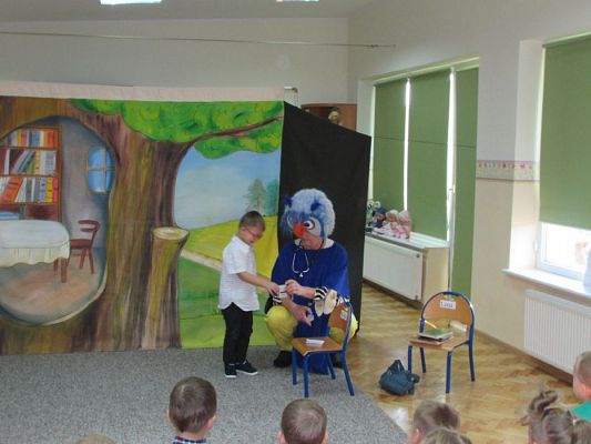 Grafika #31: 10.11.2016 Przedstawienie pt. "Sówka mądra główka"