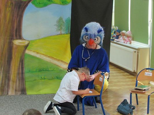 Grafika #32: 10.11.2016 Przedstawienie pt. "Sówka mądra główka"