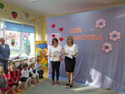 Grafika #28: 14.10.2016 Dzień Edukacji Narodowej