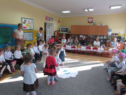 Grafika #36: 14.10.2016 Dzień Edukacji Narodowej