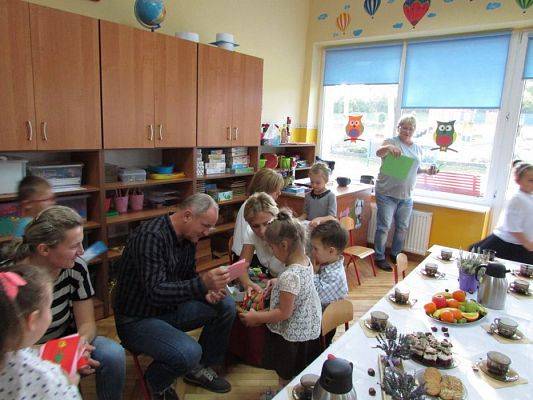 Grafika #70: 14.10.2016 Dzień Edukacji Narodowej