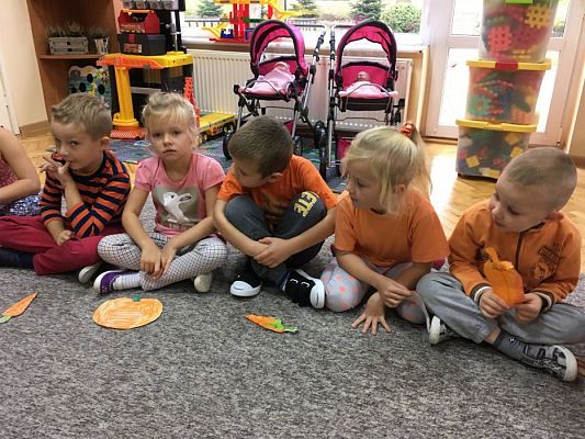 Grafika #7: 11.10.2016 Kolorowy Dzień Warzyw i Owoców gr.III