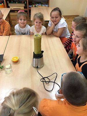 Grafika #16: 11.10.2016 Kolorowy Dzień Warzyw i Owoców gr.III