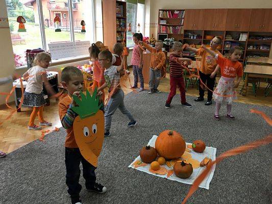 Grafika #18: 11.10.2016 Kolorowy Dzień Warzyw i Owoców gr.III