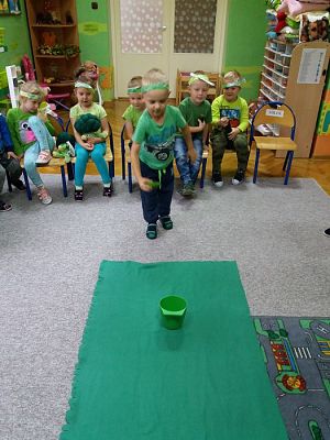 Grafika #2: 11.10.2016 Kolorowy Dzień Warzyw i Owoców gr.II