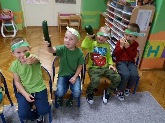 Grafika #7: 11.10.2016 Kolorowy Dzień Warzyw i Owoców gr.II