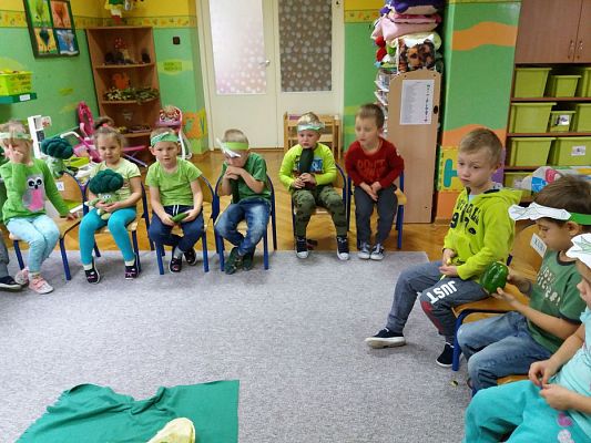 Grafika #15: 11.10.2016 Kolorowy Dzień Warzyw i Owoców gr.II