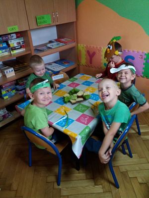 Grafika #20: 11.10.2016 Kolorowy Dzień Warzyw i Owoców gr.II