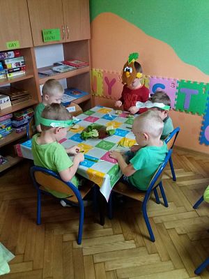 Grafika #25: 11.10.2016 Kolorowy Dzień Warzyw i Owoców gr.II