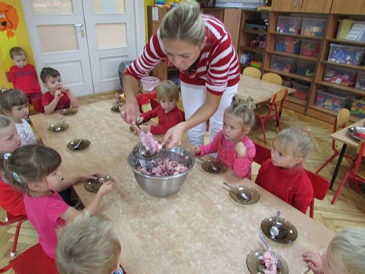 Grafika #38: 11.10.2016 Kolorowy Dzień Warzyw i Owoców gr.I