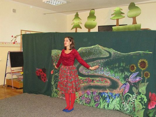 Grafika #17: 03.10.2016 Przedstawienie pt."Zło tańcem zwyciężaj"