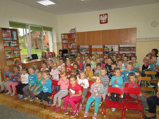 Grafika #45: 03.10.2016 Przedstawienie pt."Zło tańcem zwyciężaj"