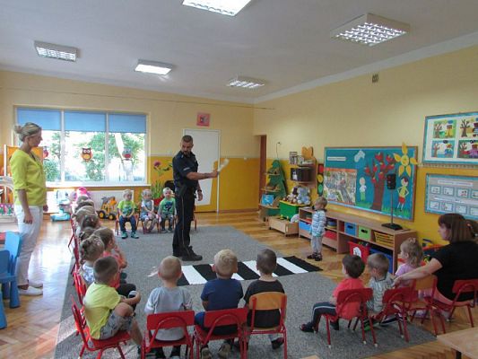 Grafika #14: 15.09.2016 Spotkanie z policjantem