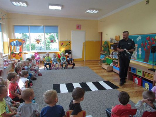 Grafika #19: 15.09.2016 Spotkanie z policjantem