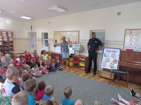 Grafika #24: 15.09.2016 Spotkanie z policjantem