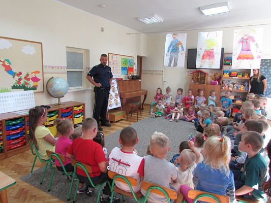 Grafika #27: 15.09.2016 Spotkanie z policjantem